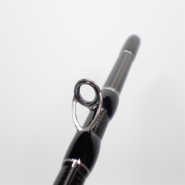 ビームス クローラ８・３Ｌ＋